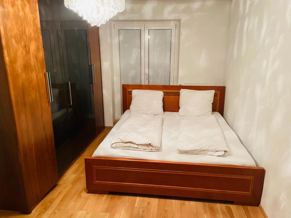 Room In City Center Near U6,U3 And Westbahnhof Відень Екстер'єр фото
